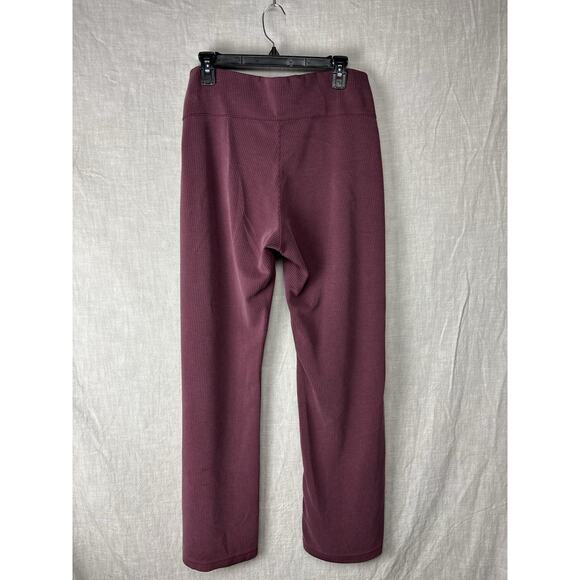 Lululemon Ribbed Softstreme Flared Pant 33” Garnet Size 12 - Picture 4 of 7